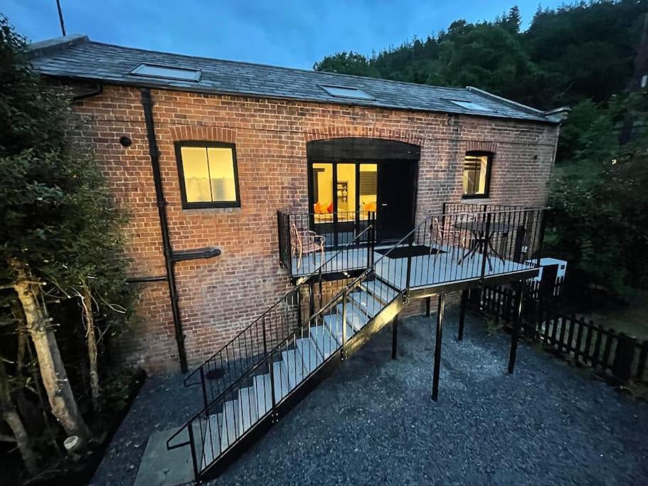 Villa Tank Barn At Brook House, Nestled In The Welsh Hills, A Delightful Retreat Welshpool Exterior foto